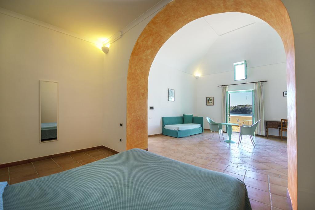 Hotel La Corricella Прочида Экстерьер фото